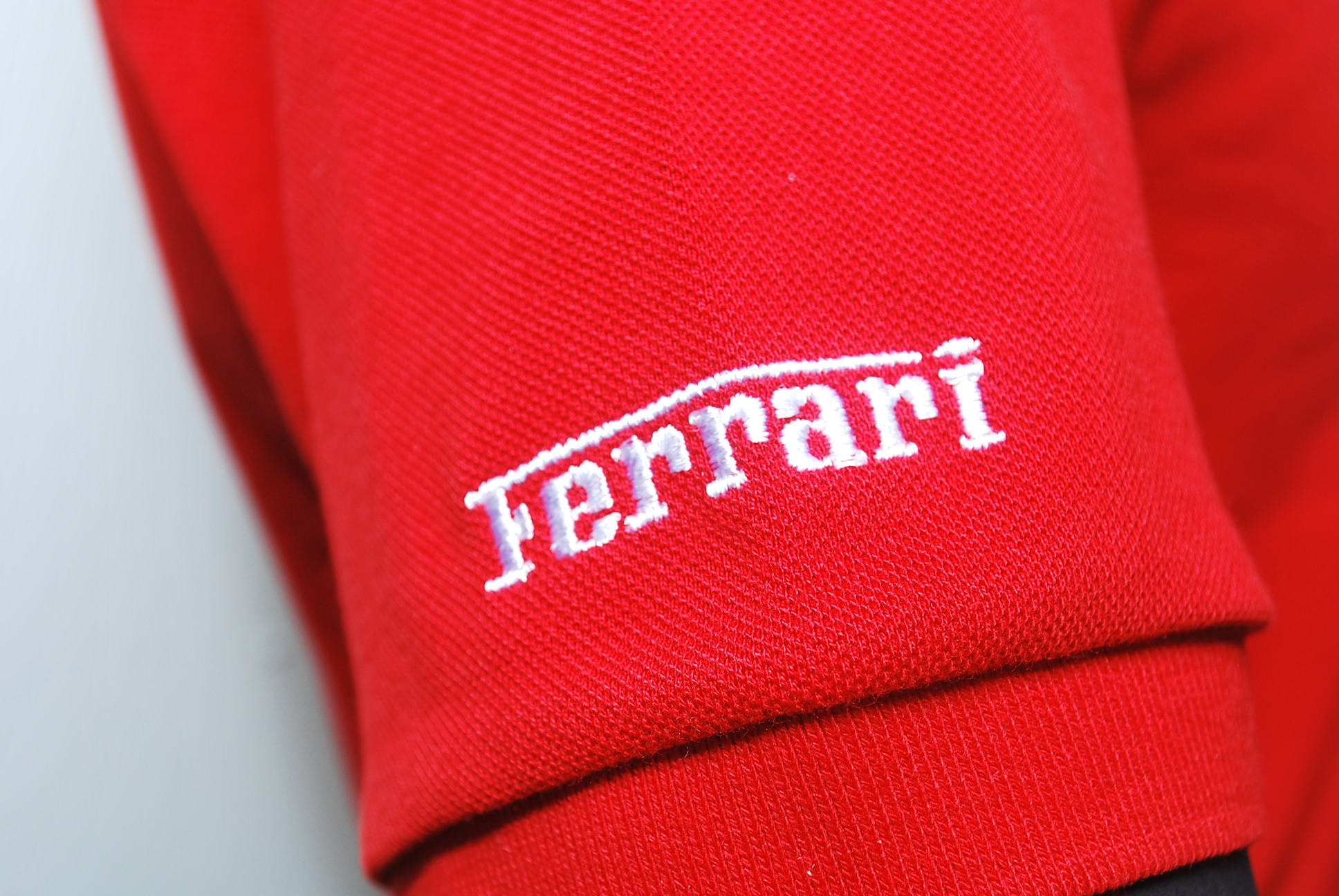 Ferraricrest2